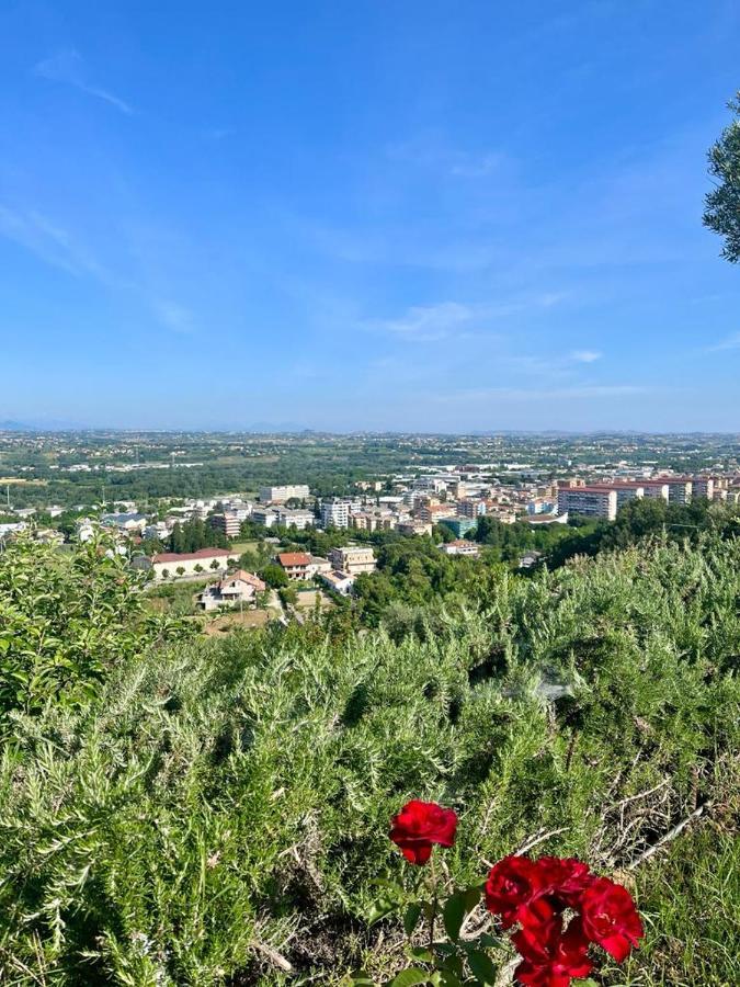 Mirabel Apartment Chieti Ngoại thất bức ảnh