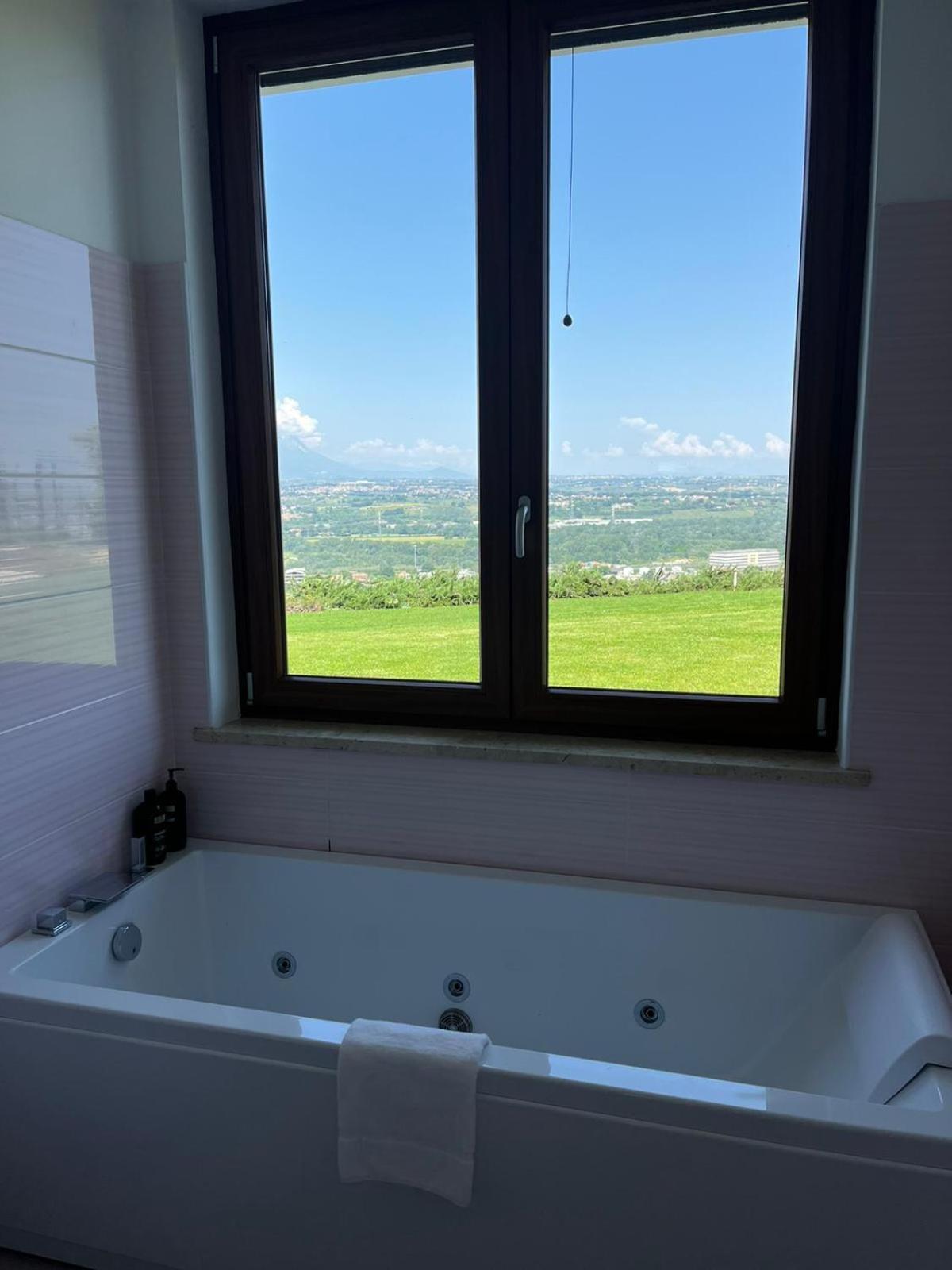 Mirabel Apartment Chieti Ngoại thất bức ảnh